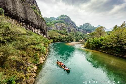 pregnant women dream of rivers, what's the meaning of